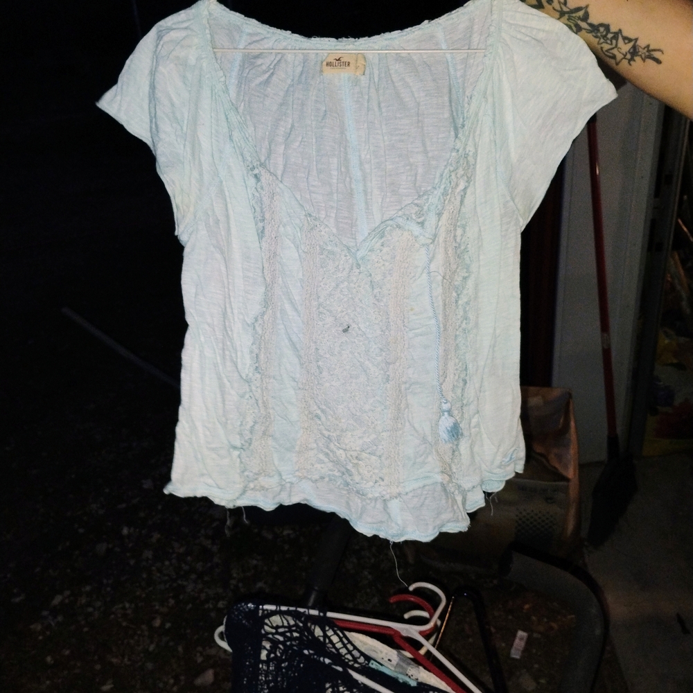 Women's Light Blue Top